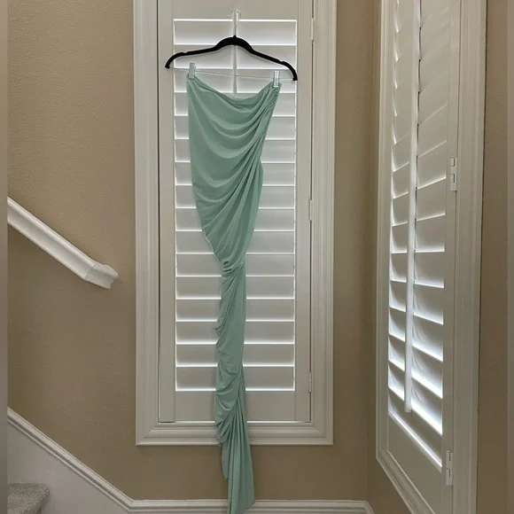 BRAND NEW Norma Kamali Diana Gown - Picture 9 of 10